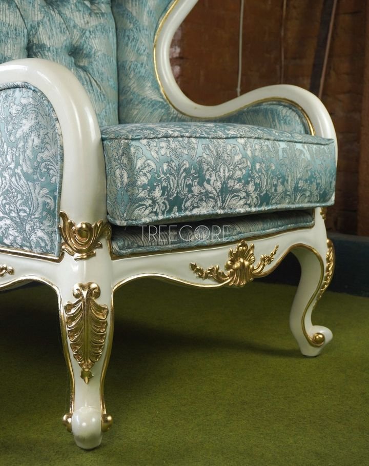 Royal Classic Wooden Sofa Chair
