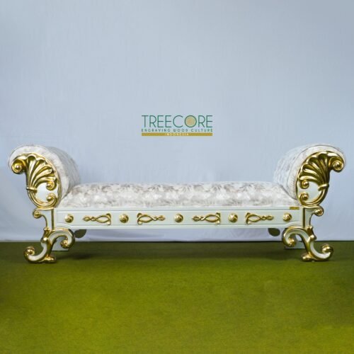 Royal Wooden Bedroom Bench – Timeless Elegance & Comfort