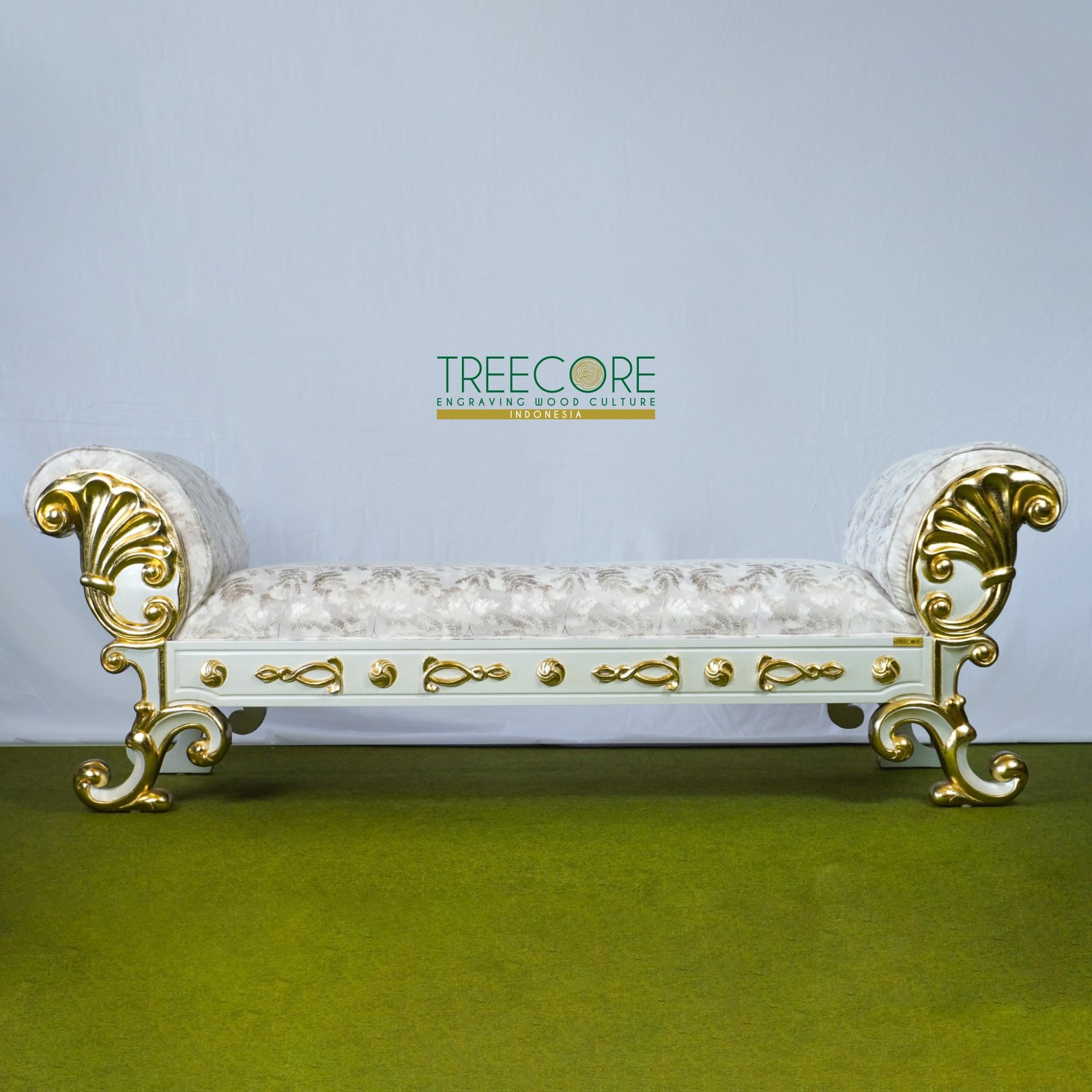 Royal Wooden Bedroom Bench
