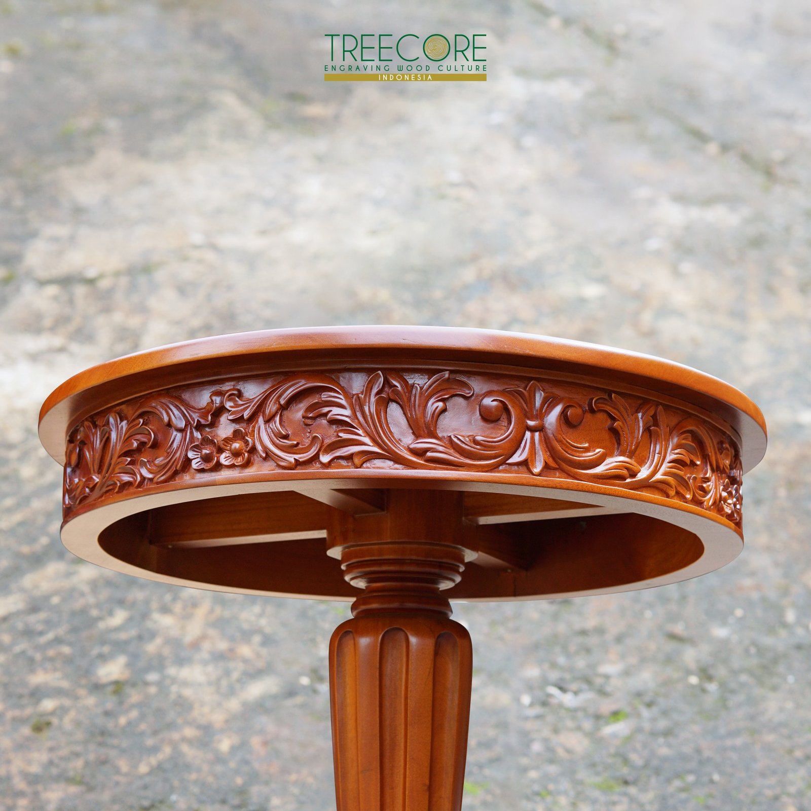 Classic Hand-Carved Round Table