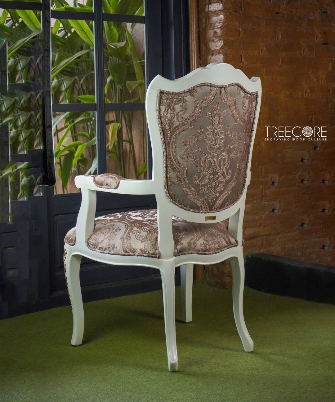 Royal Classic Wooden Chair
