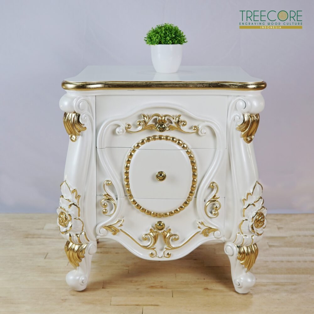 Royal Classic Nightstand – Elegant Design Meets Practical Luxury