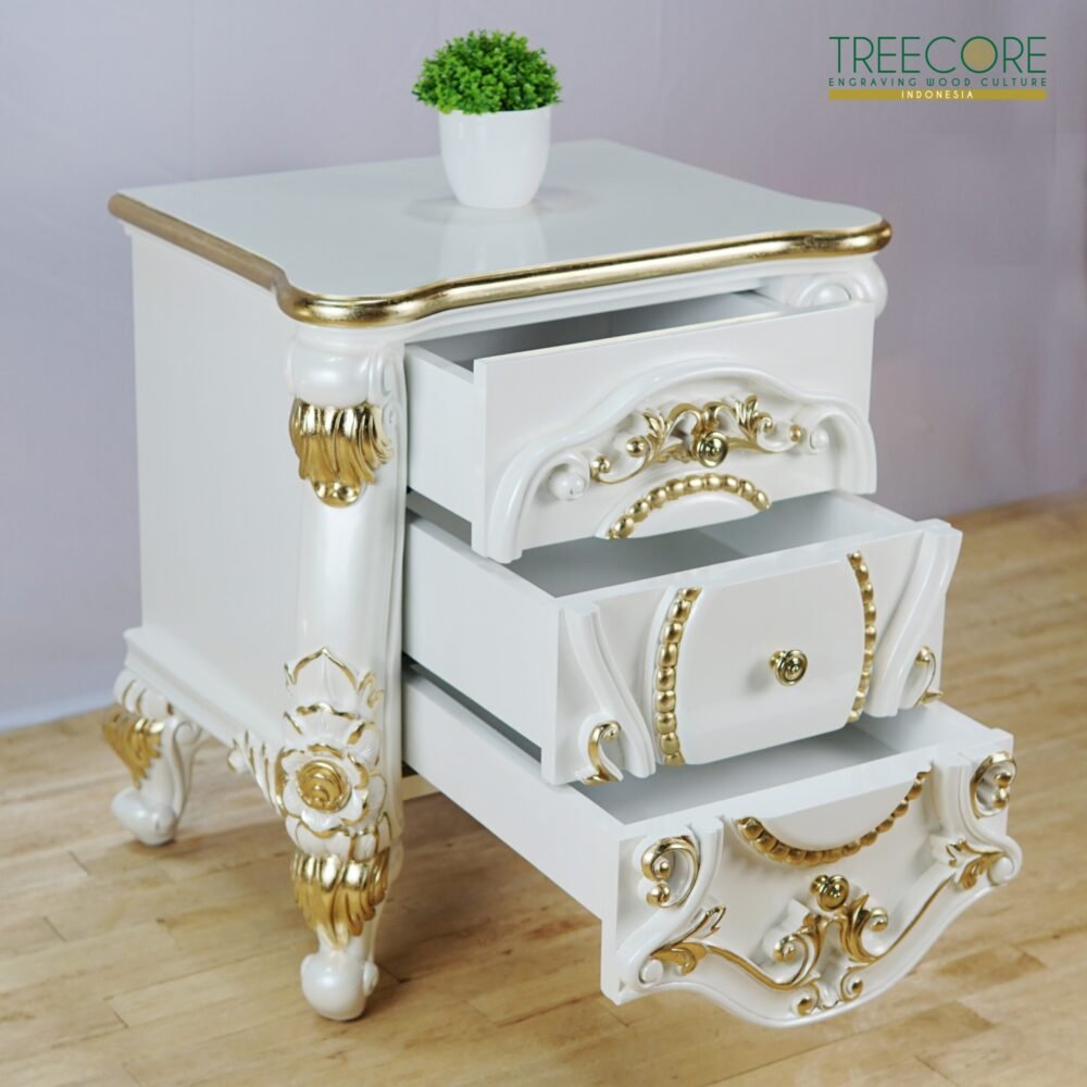 Royal Classic Nightstand – Elegant Design Meets Practical Luxury