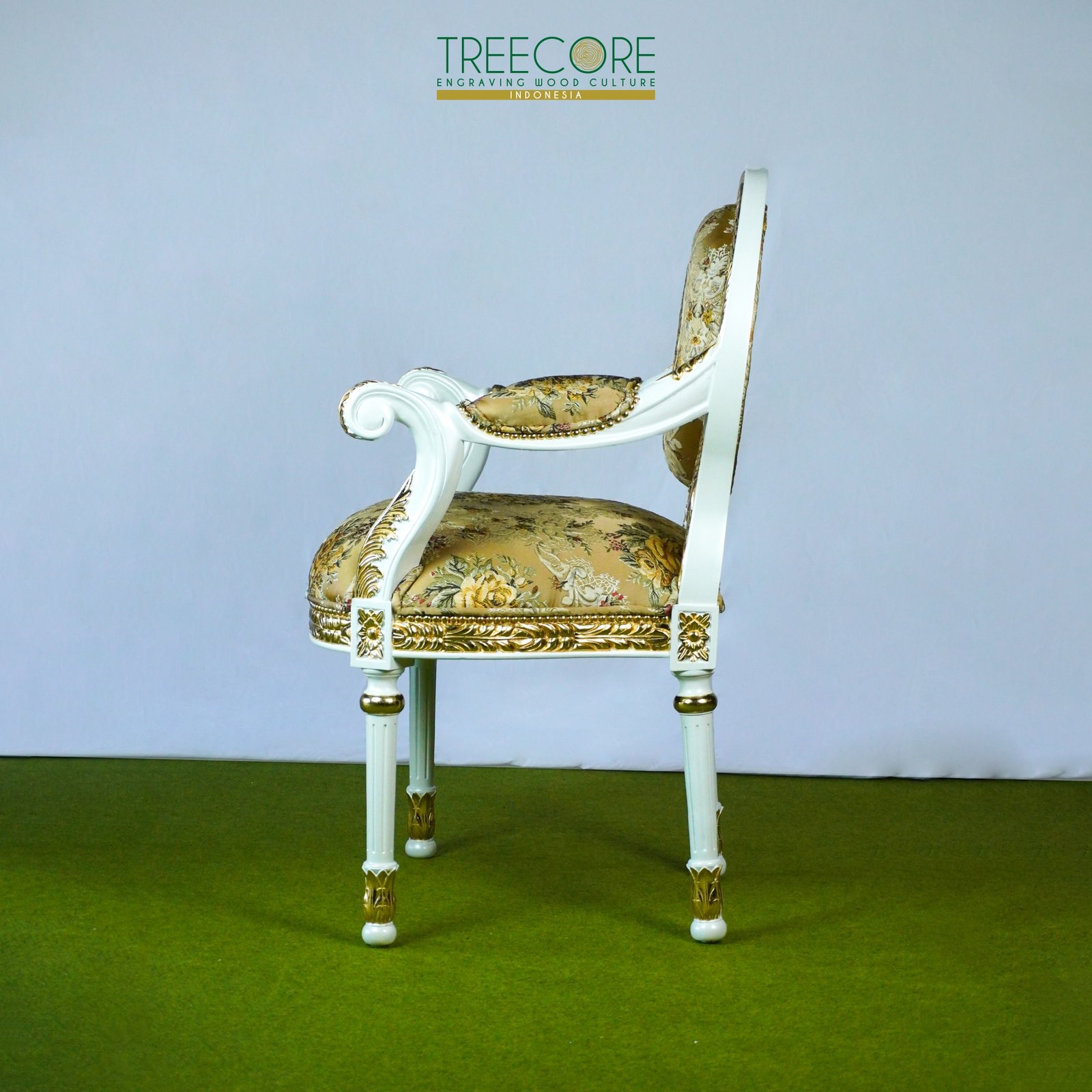 Luxurious Sofa Armchair