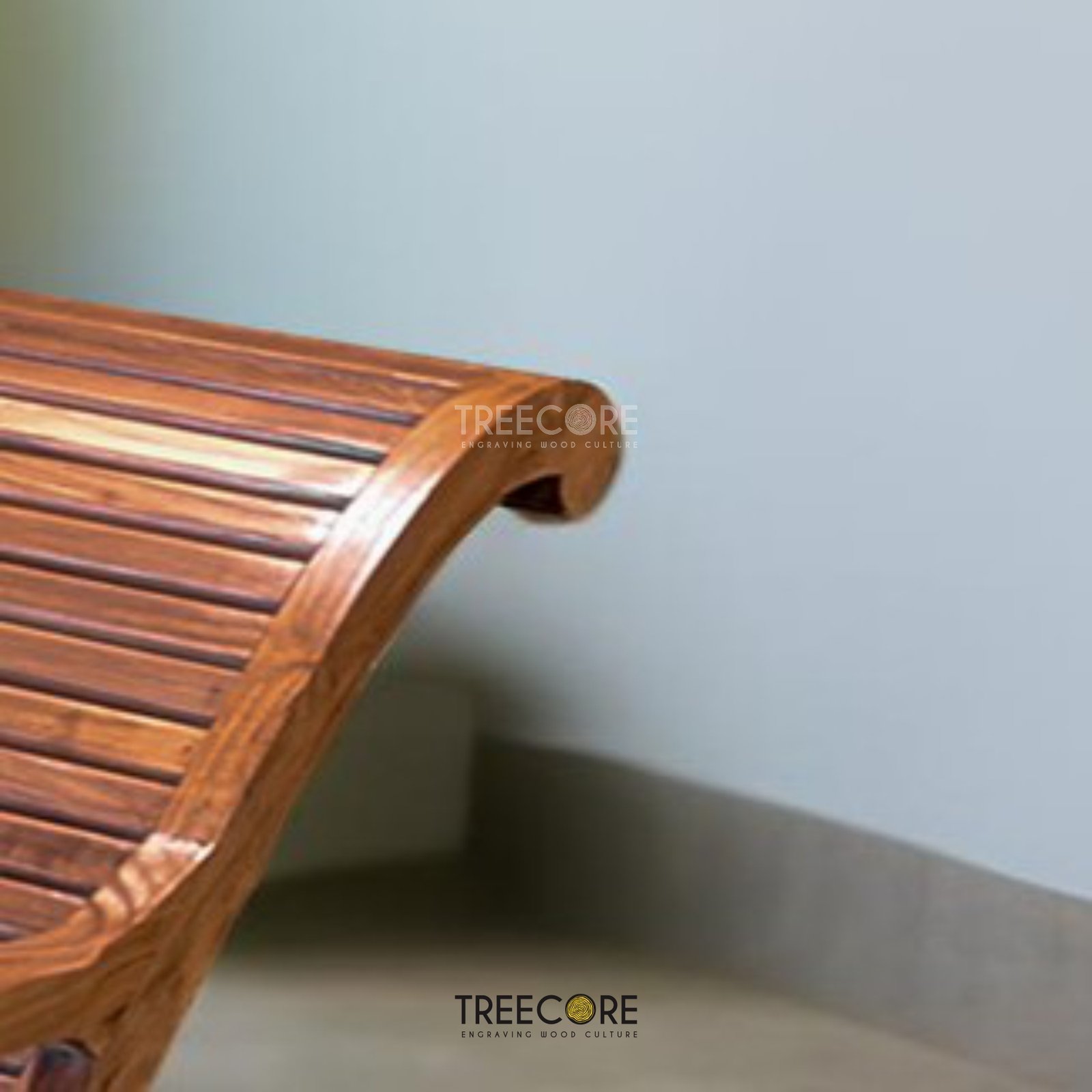 Curved Wooden Lounge Chair — Effortless Comfort with Artistic Curves