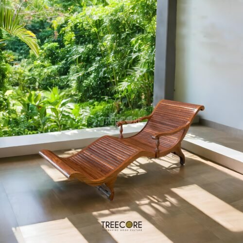 Curved Wooden Lounge Chair — Effortless Comfort with Artistic Curves