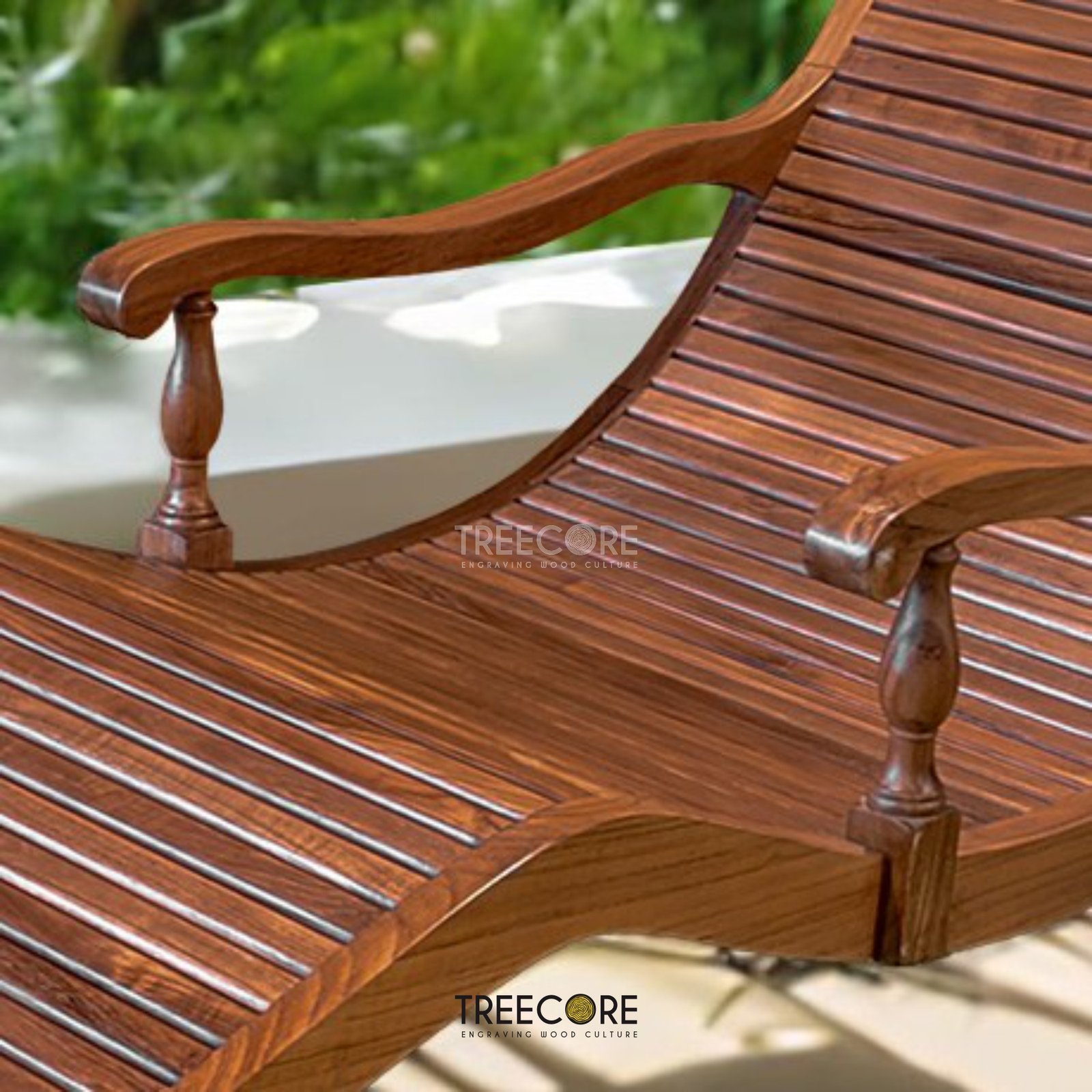 Curved Wooden Lounge Chair — Effortless Comfort with Artistic Curves