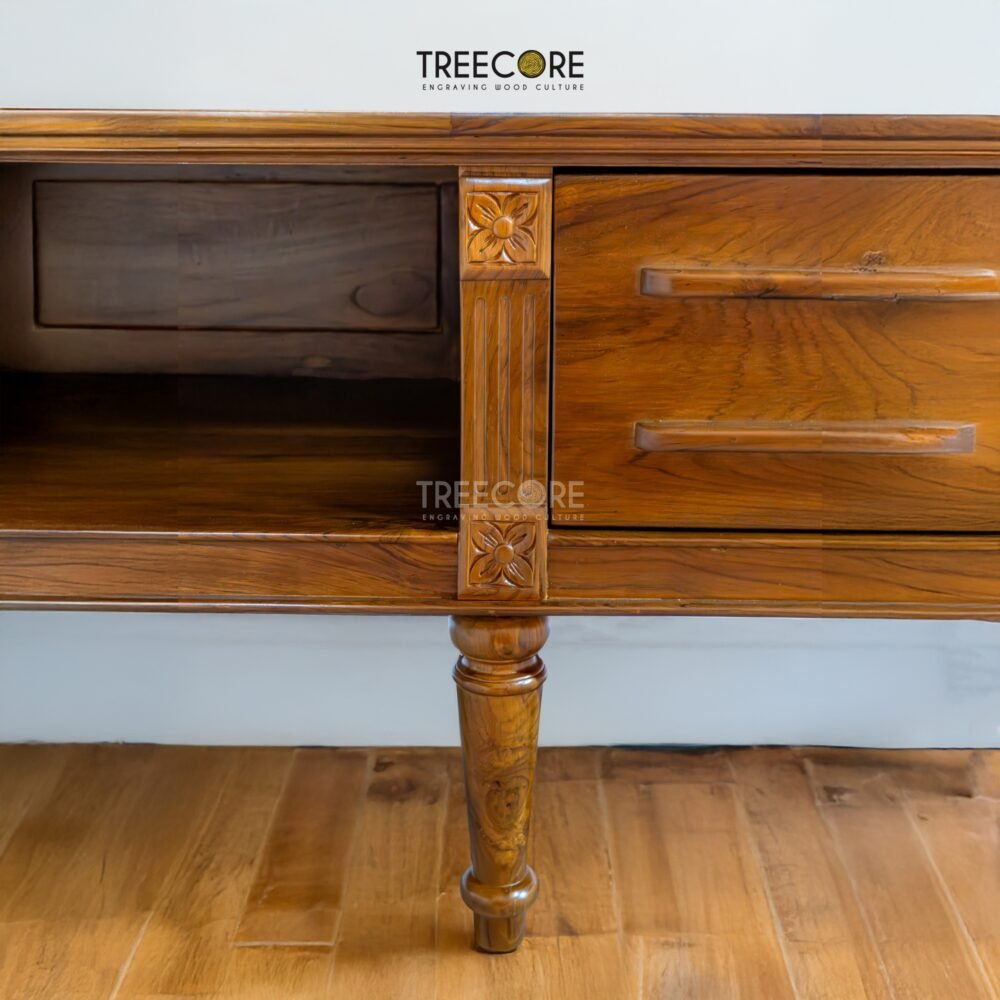 Elegant Wooden TV Cabinet with Storage Drawers and Decorative Turned Legs