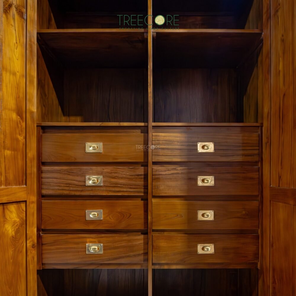 Spacious 4-Door Wardrobe with Carved Details and Ample Storage