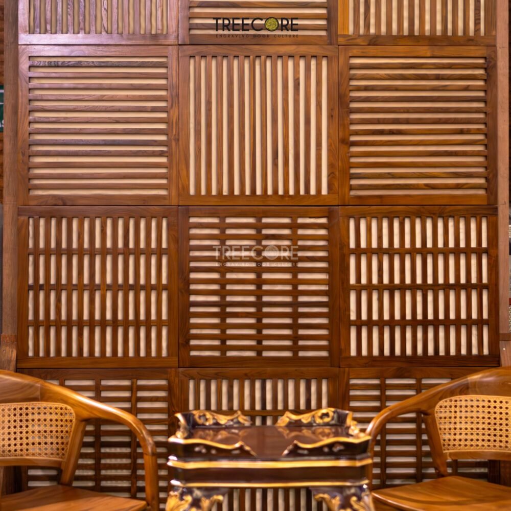 Innovative wooden wall panel with slatted and upholstered sides for decoration and acoustic benefits, perfect for modern interiors.