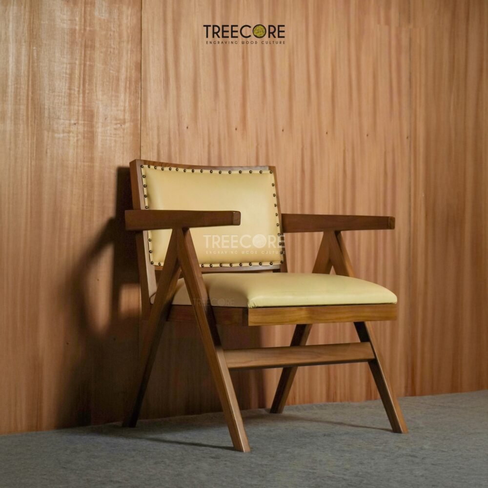 Modern Wooden Leather Chair – Striking Design Meets Supreme Comfort