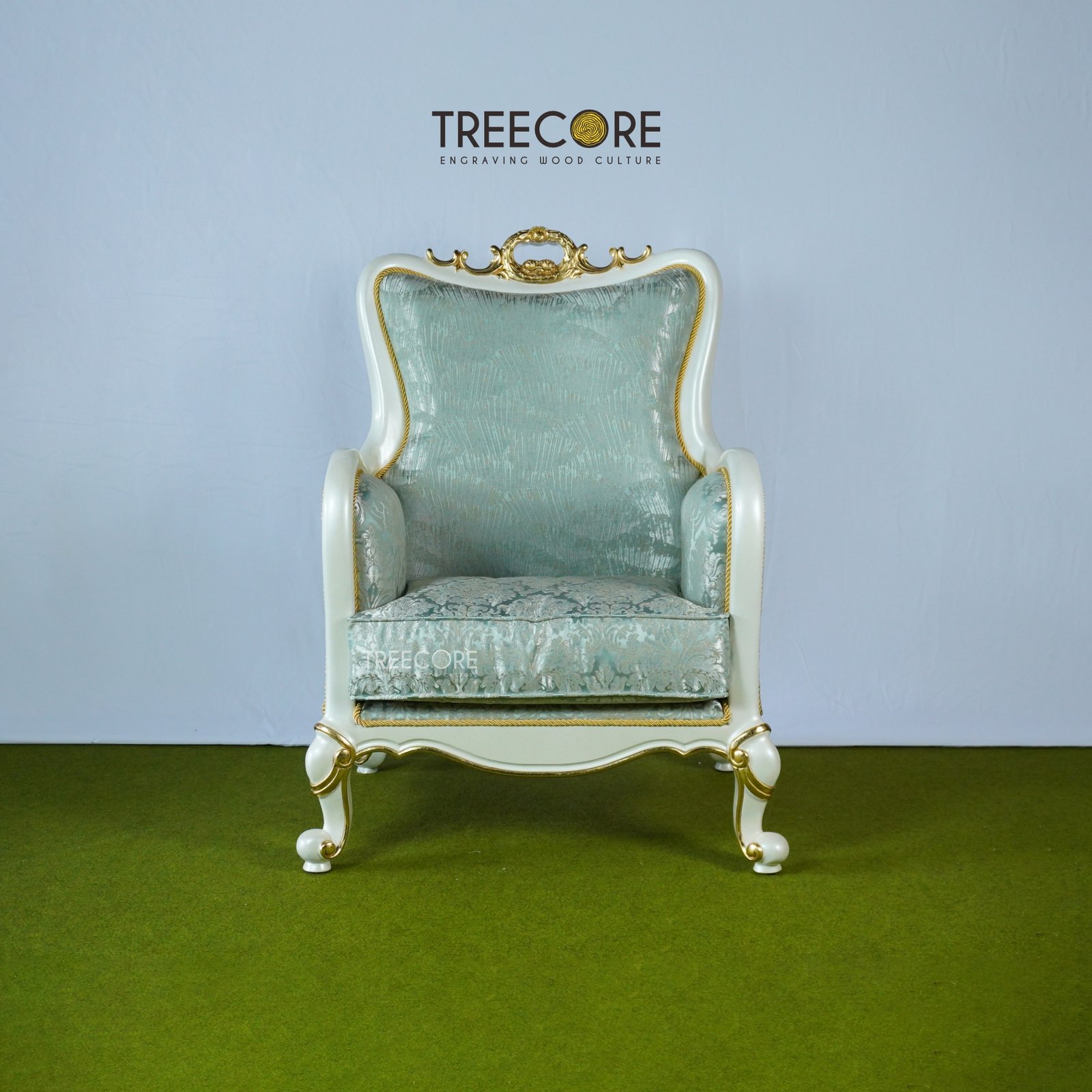 Royal Classic Armchair