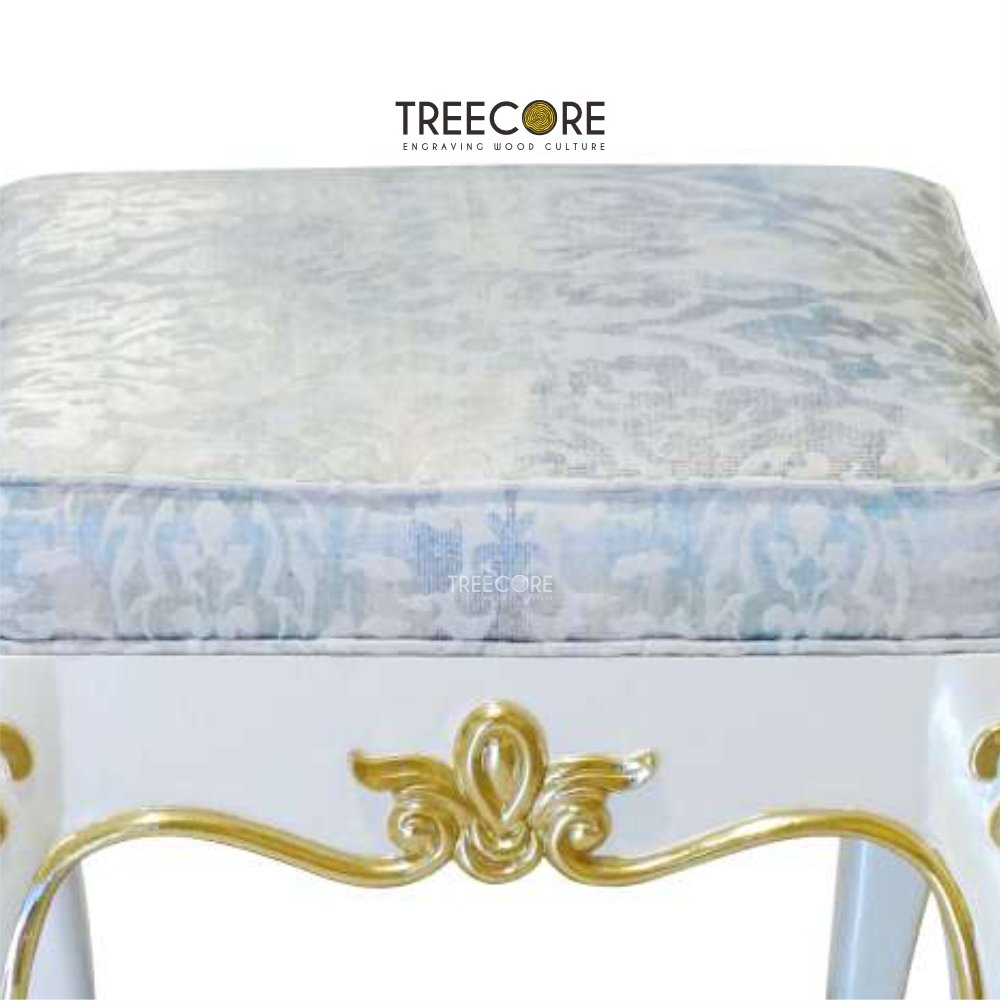 Luxurious Small Sofa Bench