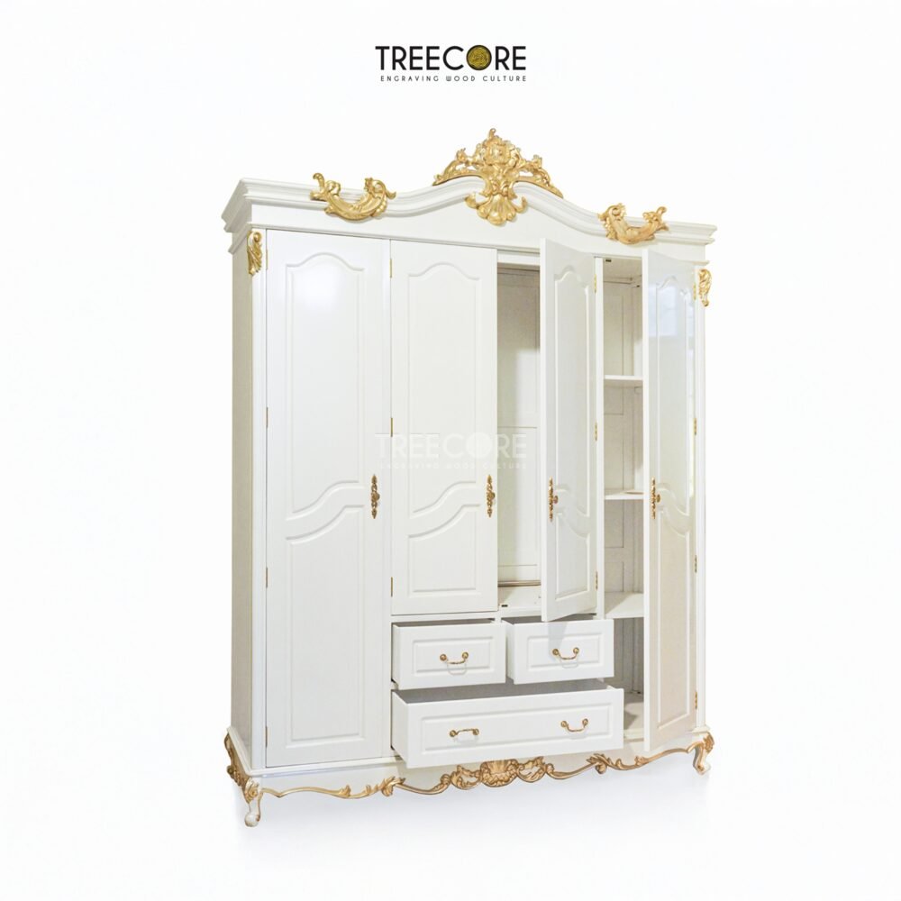 Luxurious Classic European-Style Wardrobe with Elegant Carvings and Customizable Doors