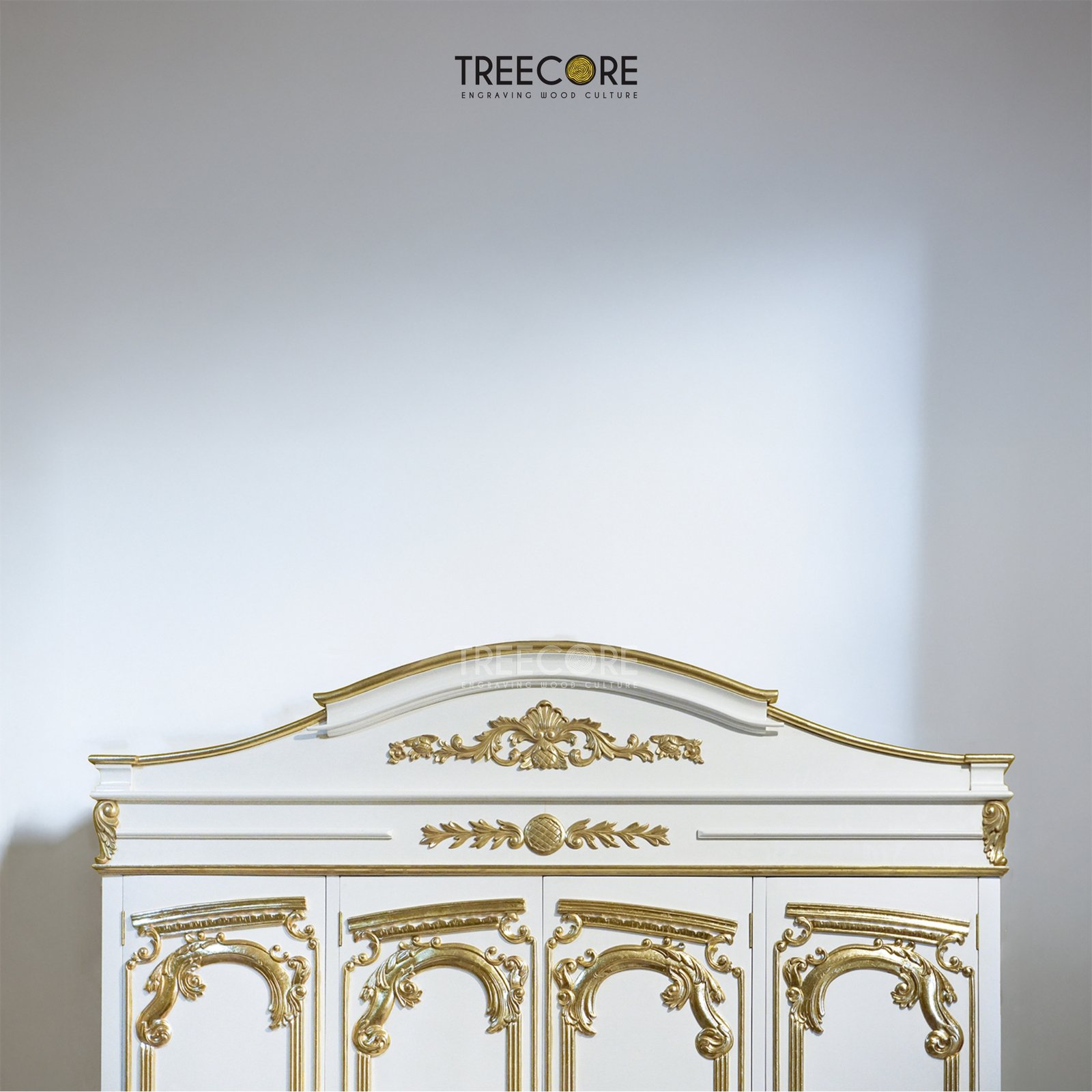 Elegant Handcrafted European-Style Wardrobe with Custom Door Options