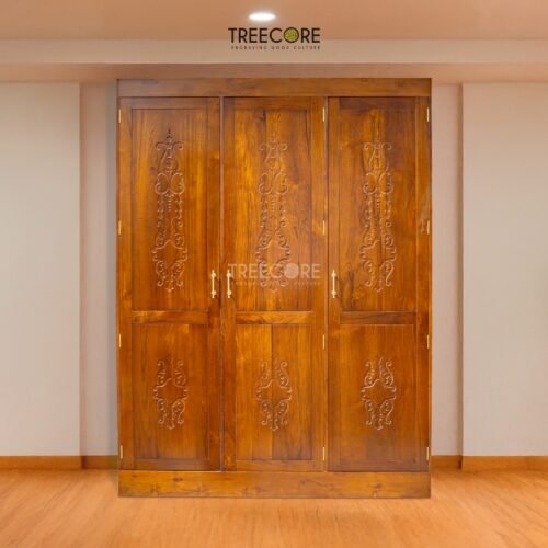 Spacious 3-Door Wardrobe with Elegant Carvings and Ample Storage