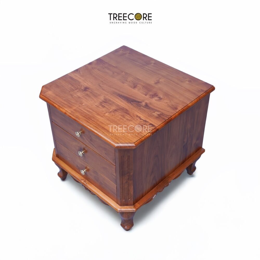 Wooden Nightstand with 3 Drawers – Timeless Elegance & Functional Storage
