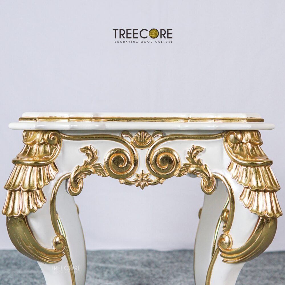 Luxury Carved Side Table – A Masterpiece of Elegance & Craftsmanship