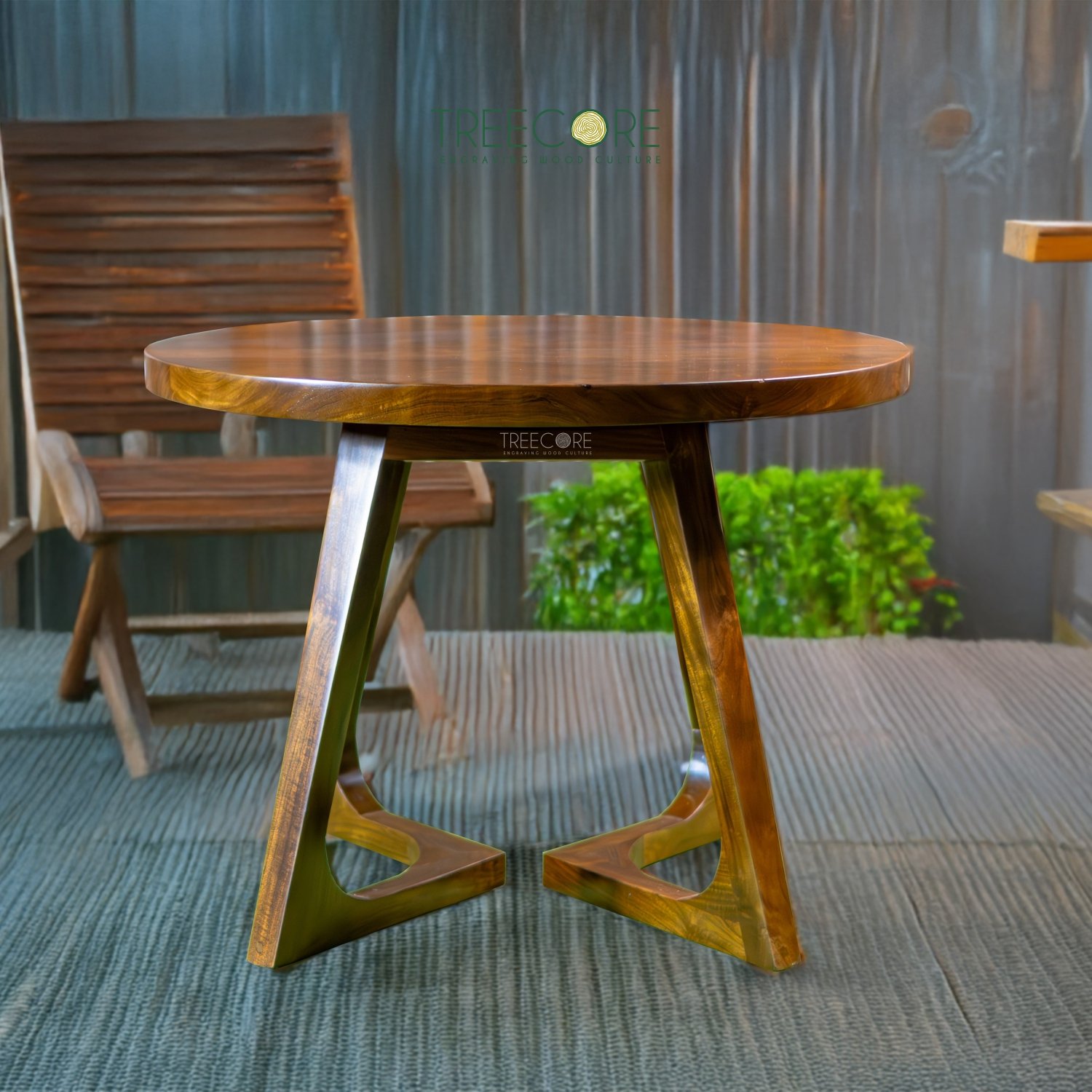 Smooth Round Coffee Table with Traditional Craftsmanship and Sturdy Wooden Base